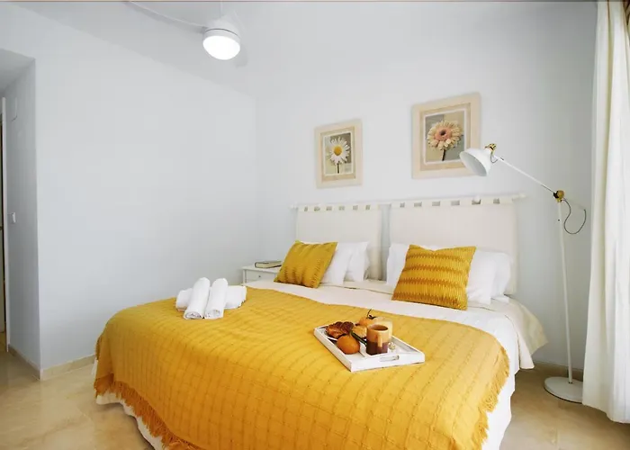 Apartman Con Espectaculares Vistas Al Golf En - Xallas 2 3 *