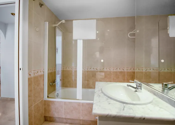Apartman Con Espectaculares Vistas Al Golf En - Xallas 2 3 *