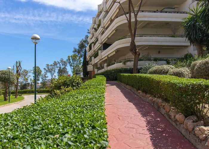 Con Espectaculares Vistas Al Golf En - Xallas 2 3