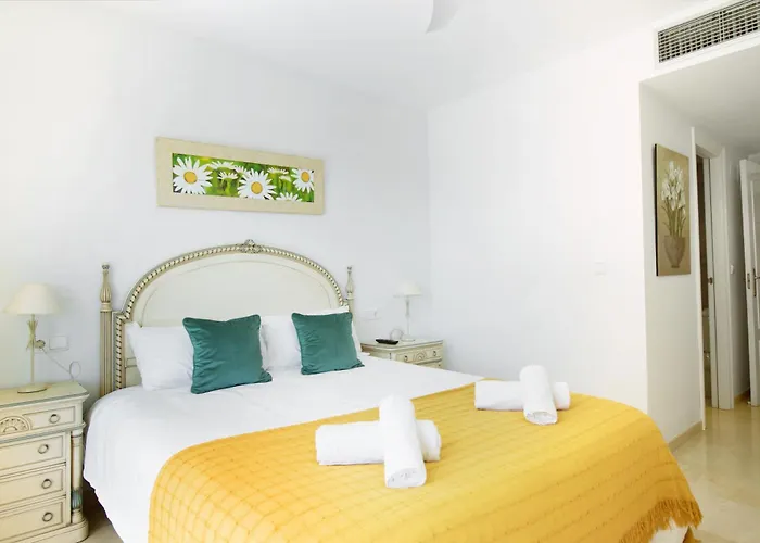 Con Espectaculares Vistas Al Golf En - Xallas 2 3 *