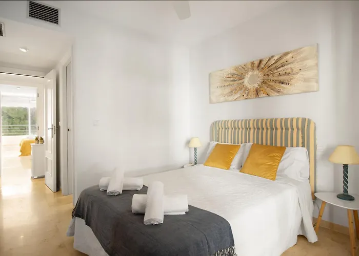 Con Espectaculares Vistas Al Golf En - Xallas 2 3 Apartamento *