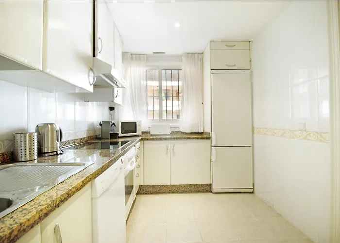 Con Espectaculares Vistas Al Golf En - Xallas 2 3 *